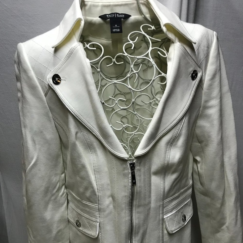 White House Black Market Tailored Ivory Women's Jacket Size 6.